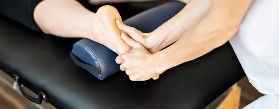 When to See a Foot and Ankle Surgeon